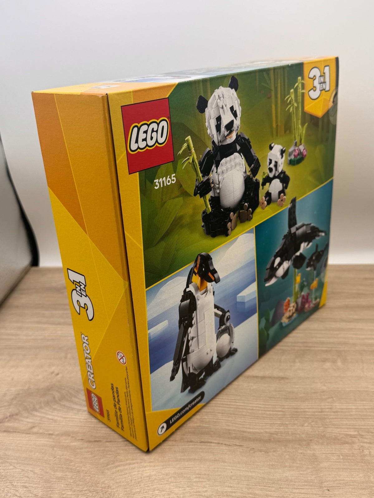 LEGO Creator 3-in-1 Panda Family 31165 New Sealed