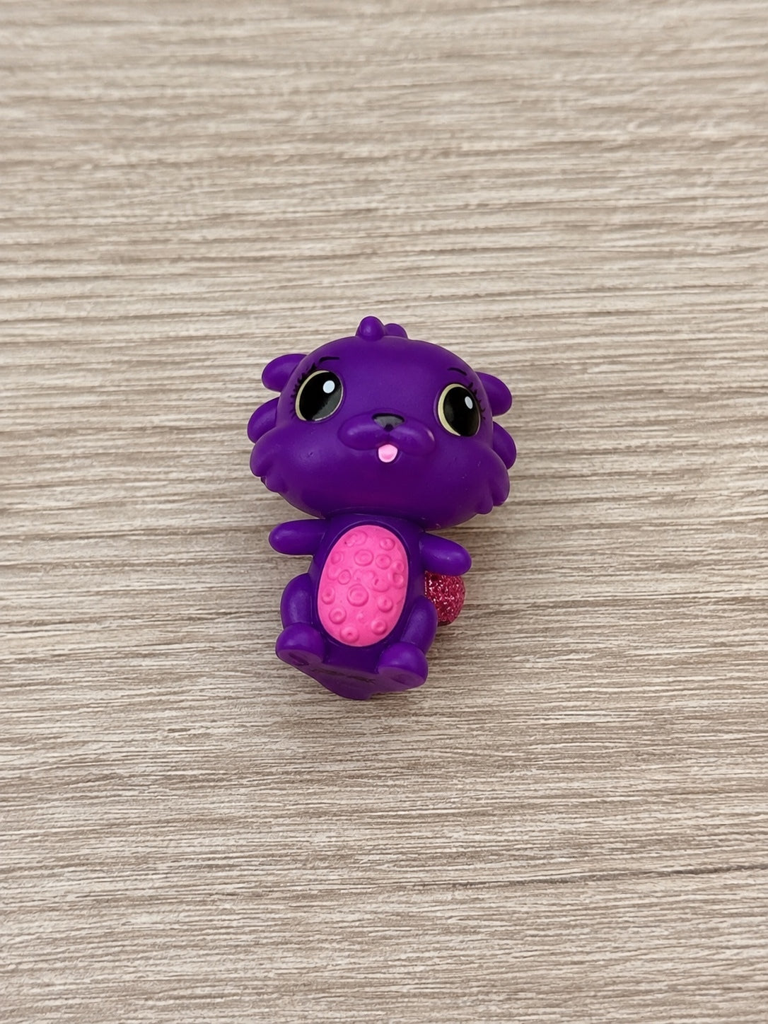 Hatchimals CollEGGtibles S1 Purple Swotter Figure, preowned