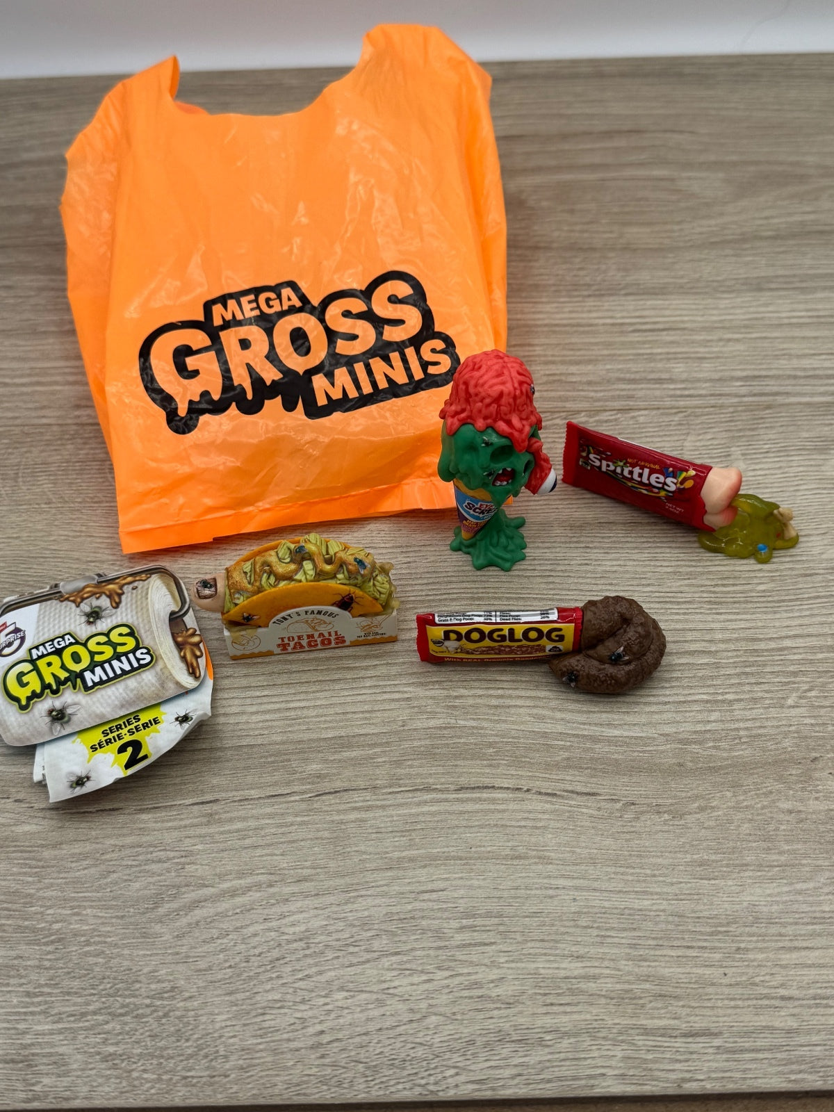 ZURU Mega Gross Minis Series 2 Lot 4 Figures Bag Checklist
