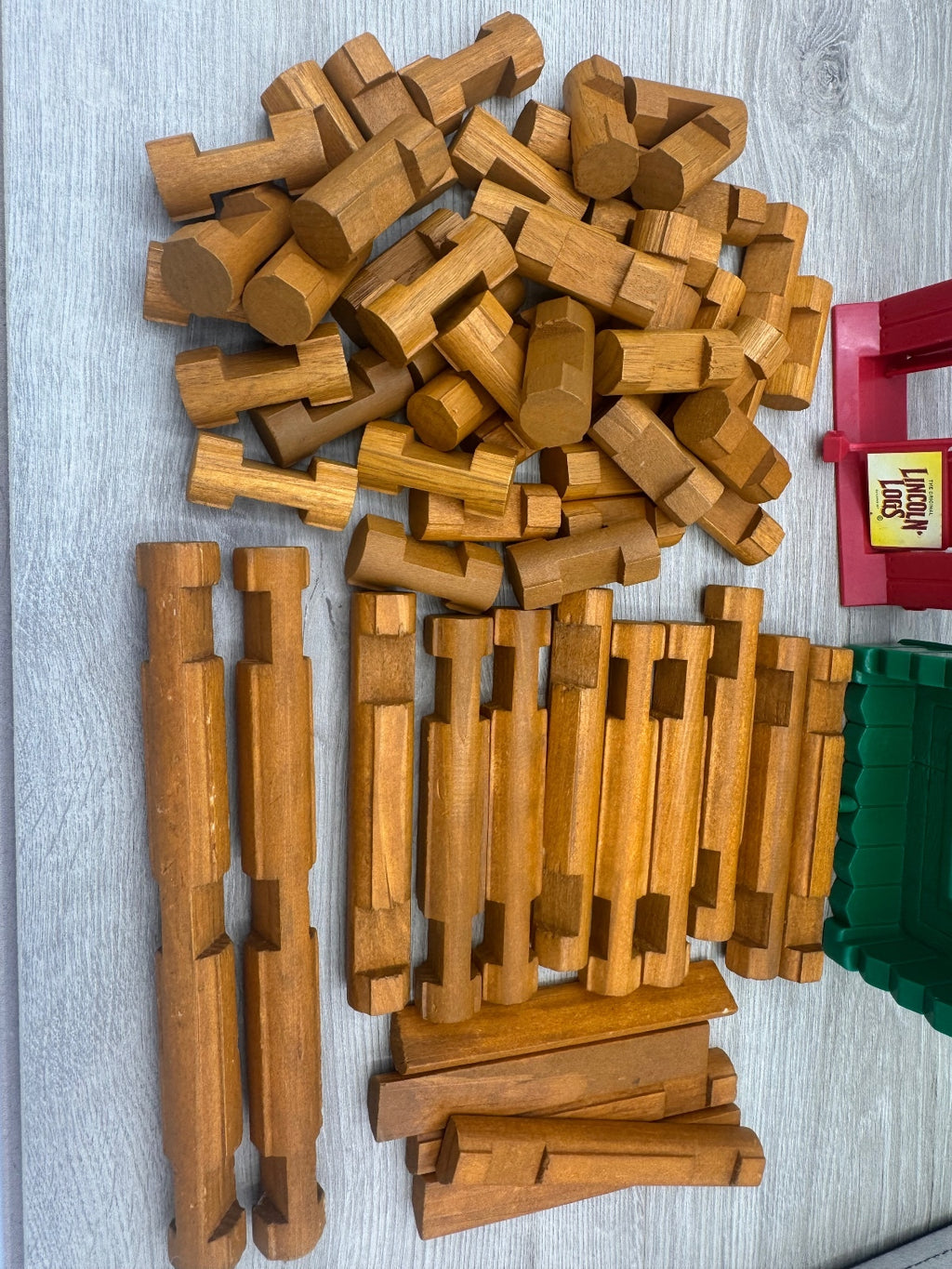Lincoln Logs Fort Hudson 00913 57/70 Pcs Incomplete