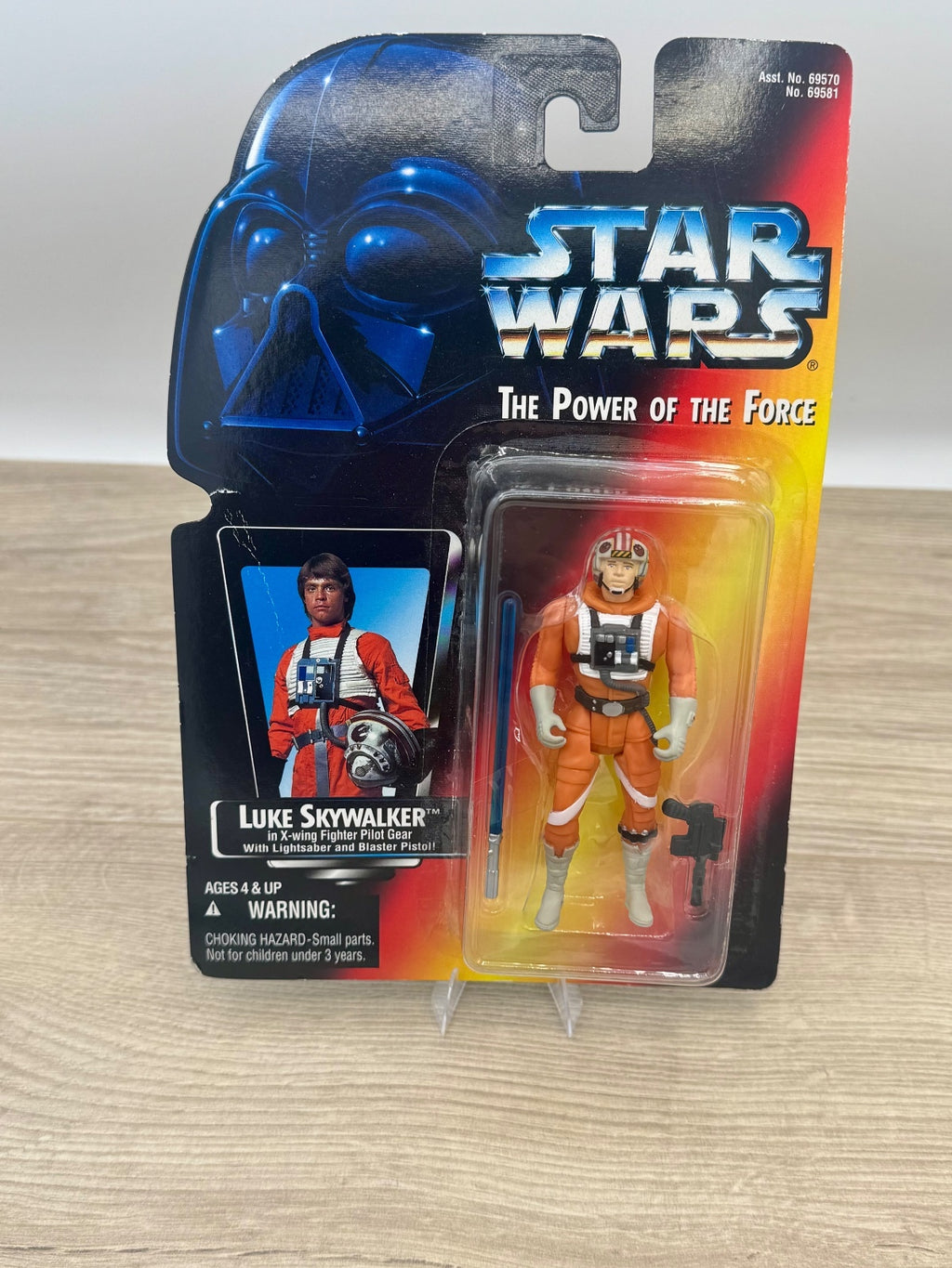 1995 Star Wars Luke X-Wing Pilot Short Saber Kenner MOC