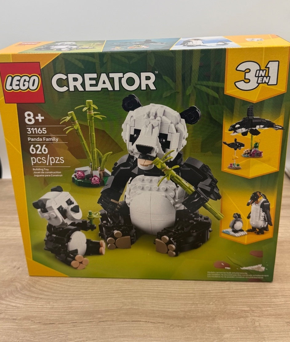 LEGO Creator 3-in-1 Panda Family 31165 New Sealed