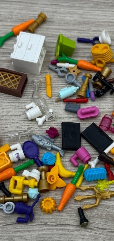 LEGO Minifigure Accessories Mixed Lot 130+ Pieces