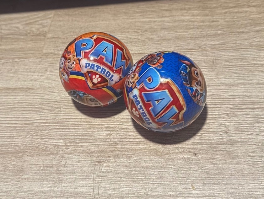 PAW Patrol Mystery Surprise Balls Orange Blue 2 Pack NEW