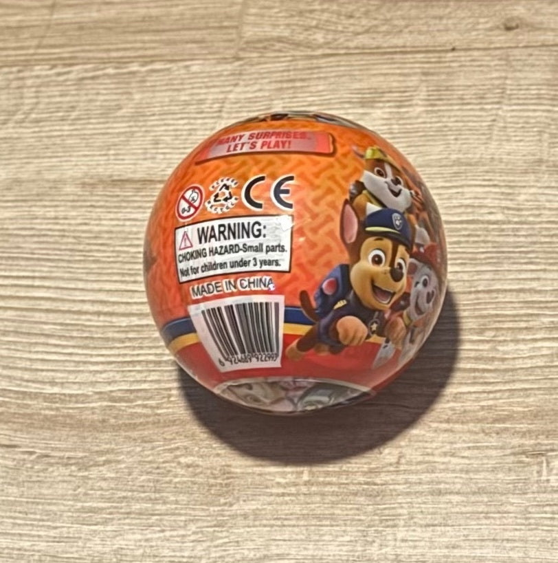 PAW Patrol Mystery Surprise Balls Orange Blue 2 Pack NEW