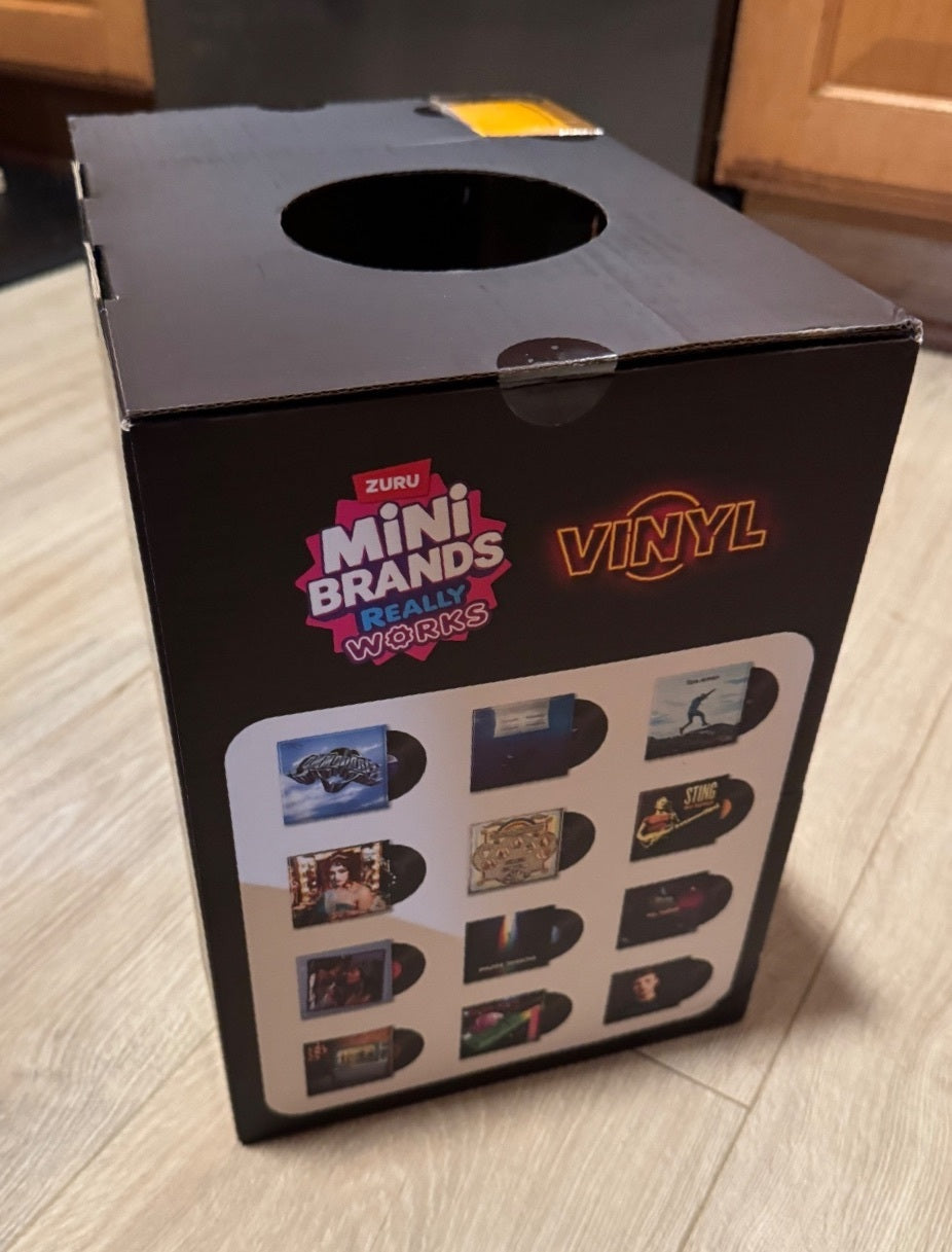 ZURU Mini Brands Vinyl Really Works Retail Display